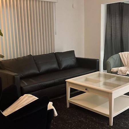 Willa Beautiful, Fully Furnished 4Bed 2Bath House - 5 Minute Walk To Miracle Mile Downtown Coral Gables Miami Zewnętrze zdjęcie
