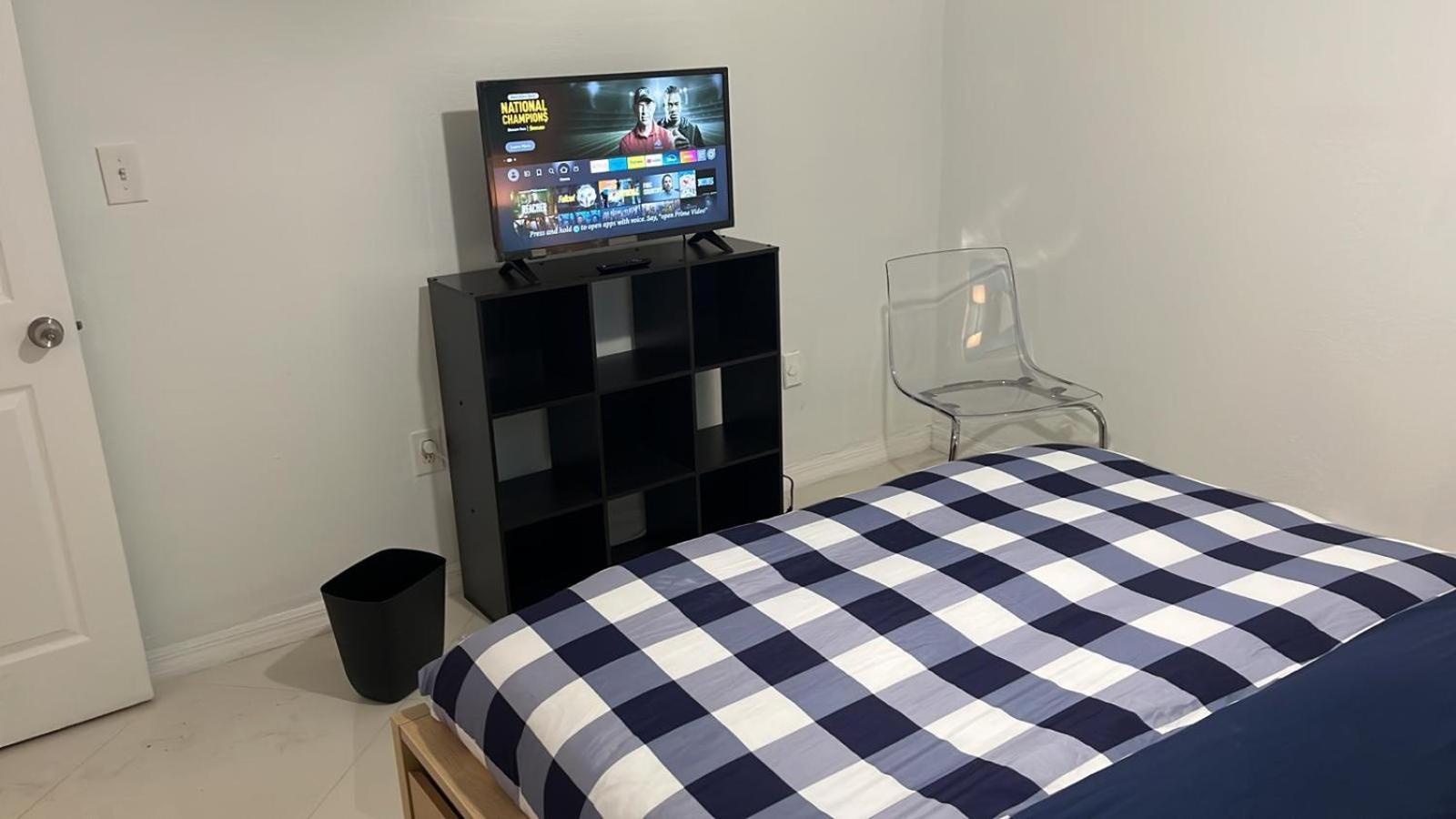 Willa Beautiful, Fully Furnished 4Bed 2Bath House - 5 Minute Walk To Miracle Mile Downtown Coral Gables Miami Zewnętrze zdjęcie